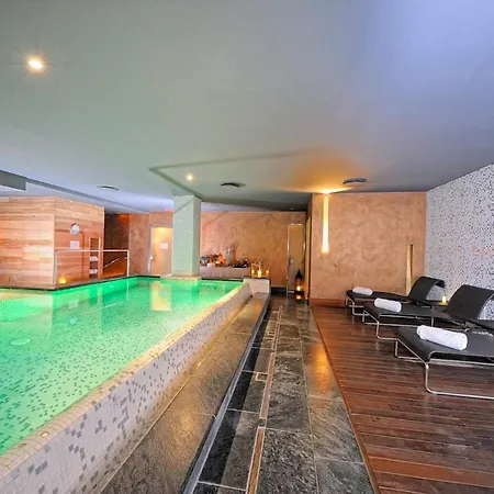 Hotell Dv Boutique & 4*